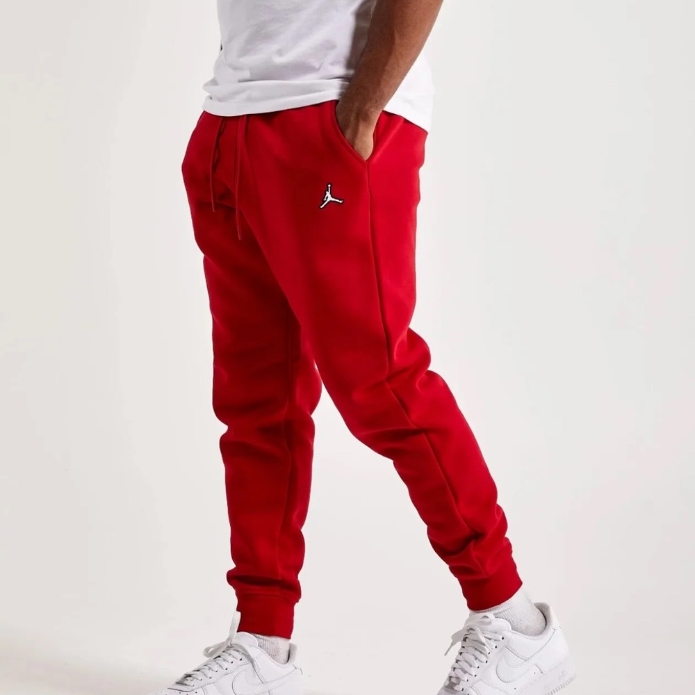 Nike Air Jordan Essentials Fleece Joggers Size L Sweatpants REd  New